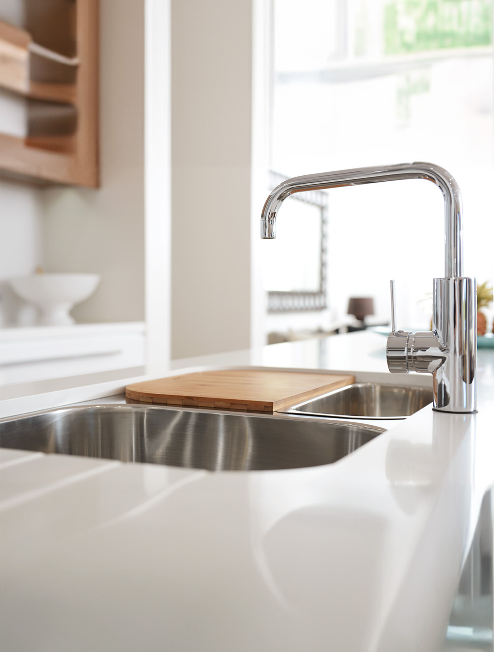 clean kitchen sink and faucet
